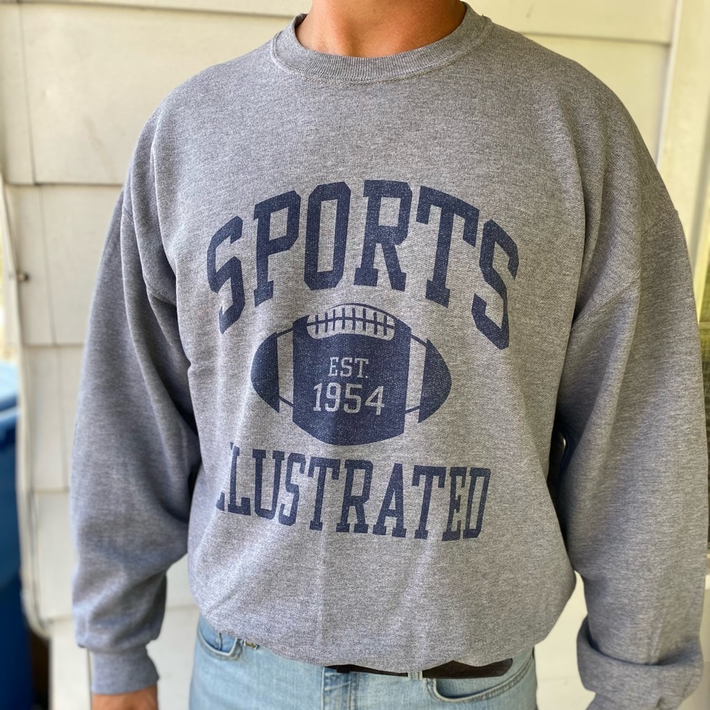 Vintage sports illustrated crew neck sweatshirt